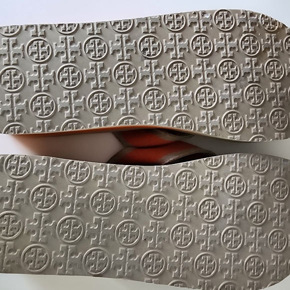 Tory Burch Ray Wedge Flip Flop - Picture 3 of 4